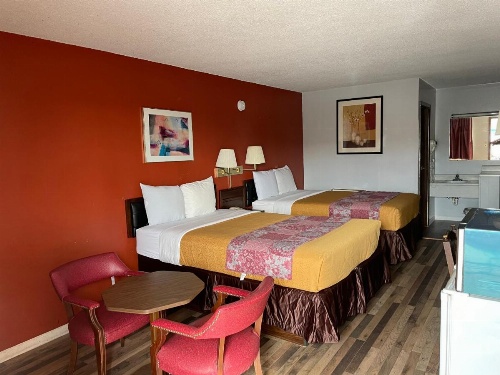Budget Host Inn image 36