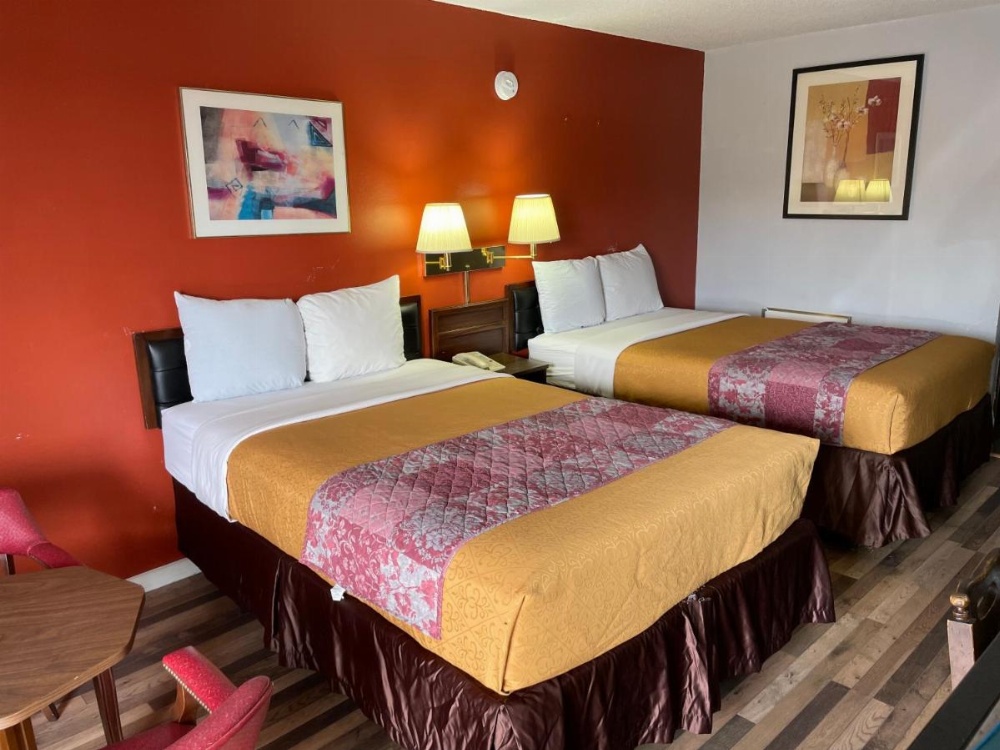 Budget Host Inn Image 37