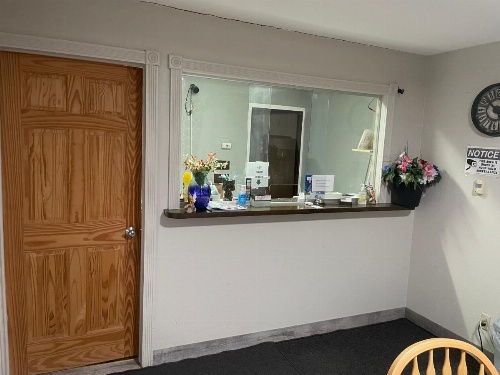 Budget Host Inn image 38