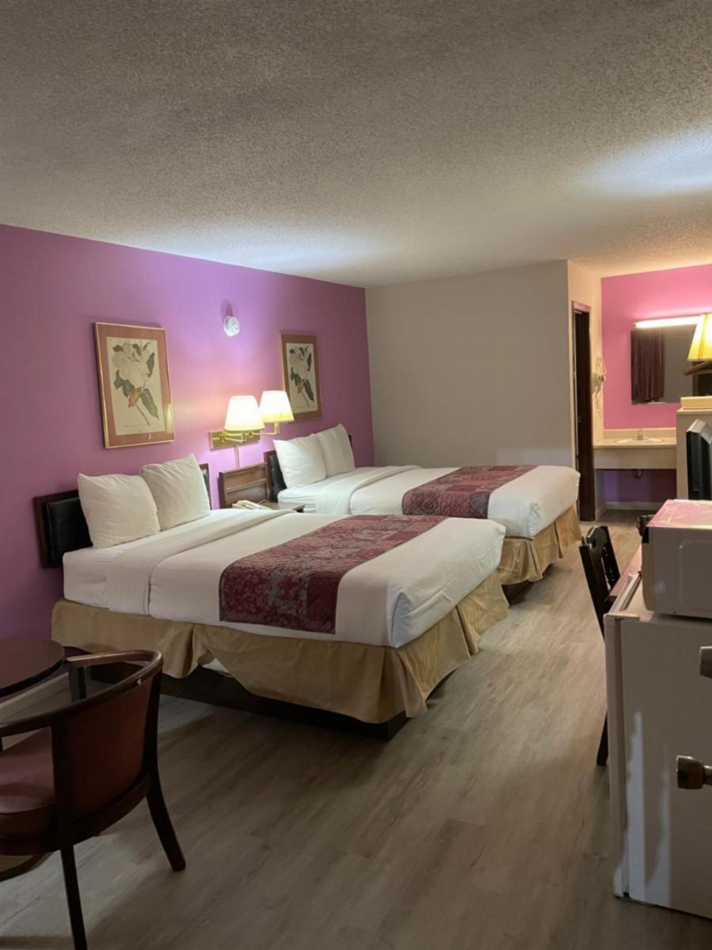 Budget Host Inn Image 43